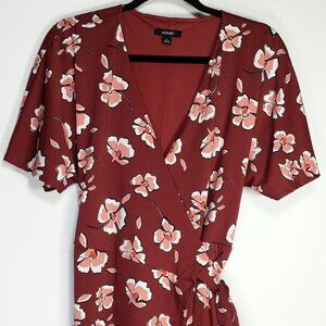 Alfani Size M Burgundy Floral Stretch Short Sleeve Wrap Dress